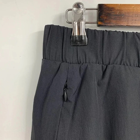 Stoic Women's Athletic Sport Athletic Elastic Waist Skort in Moonless Size S NWT - Picture 3 of 12